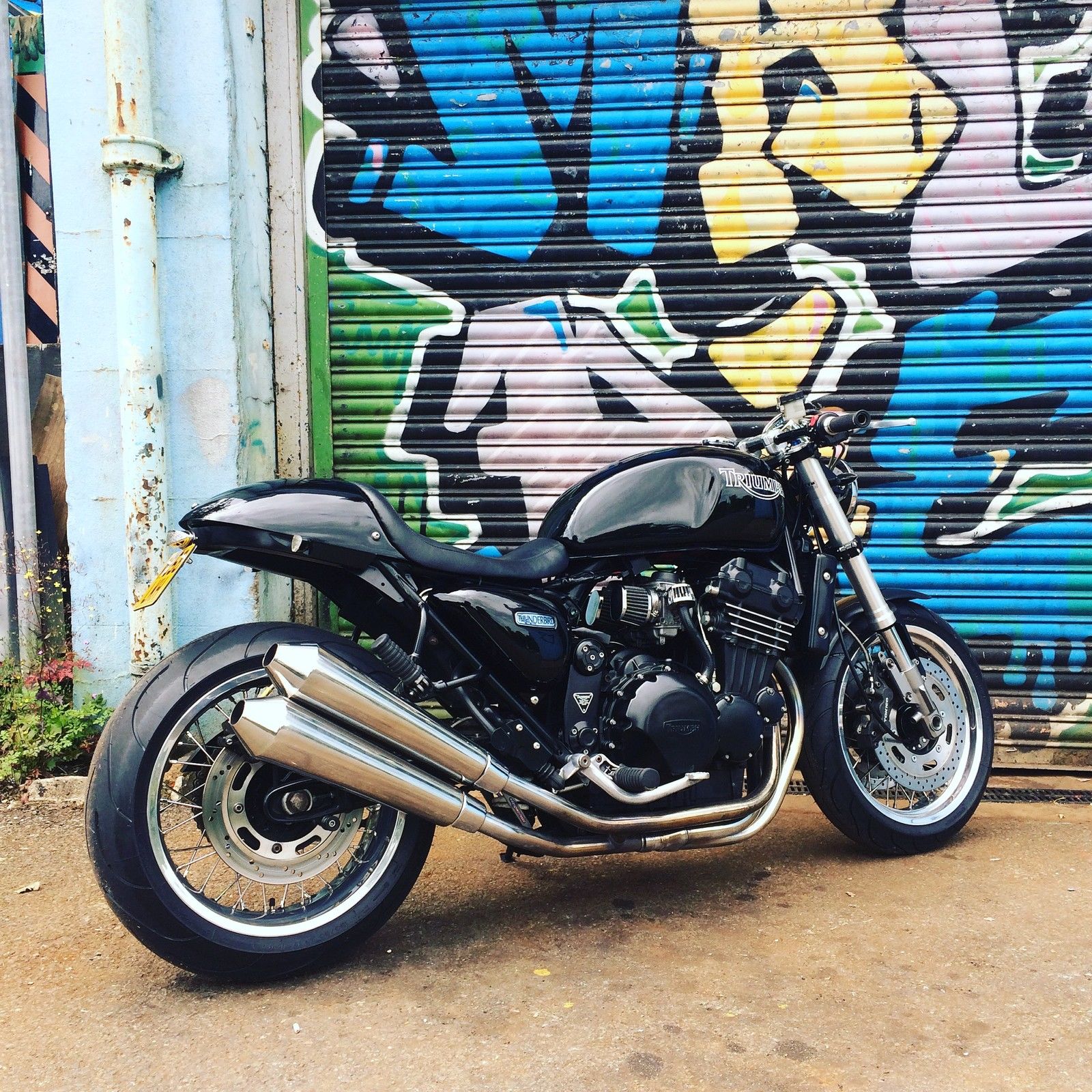 triumph thunderbird 900 exhaust